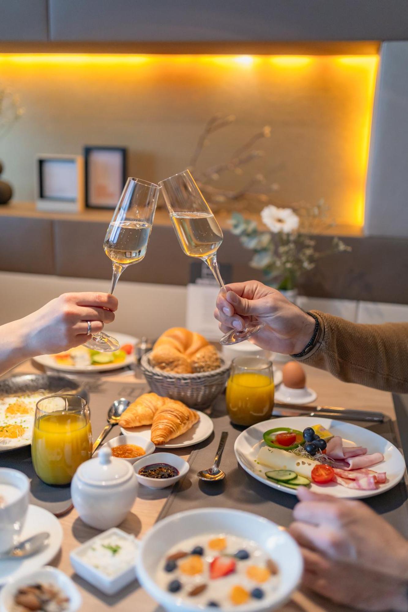 Hotel Kowald Loipersdorf 로이페어스도르프 바이 퓌르스텐펠트 외부 사진